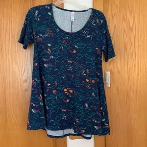 NWT Lularoe perfect t